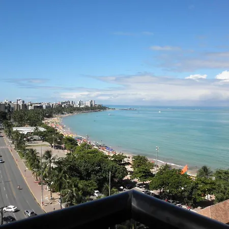 Na Beira Mar De Pajucara - Edifico Neo 2- Apartamento Com 02 Quartos - Possui Varanda- Vista Lateral Do Mar- Avenida Doutor Antonio Gouveia 1081- Consumo Eletrico E Pago No Ckeck-Out 1Kwh E 1,35 Reias -Tem Tela De Protecao- Maceió Exterior foto